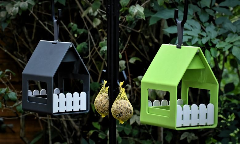 bird feeders